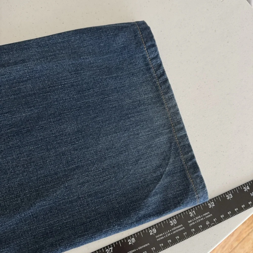 +Y2K True Religion Straight Leg Blue Jeans with Gold Embroidery Flaps - 38x32